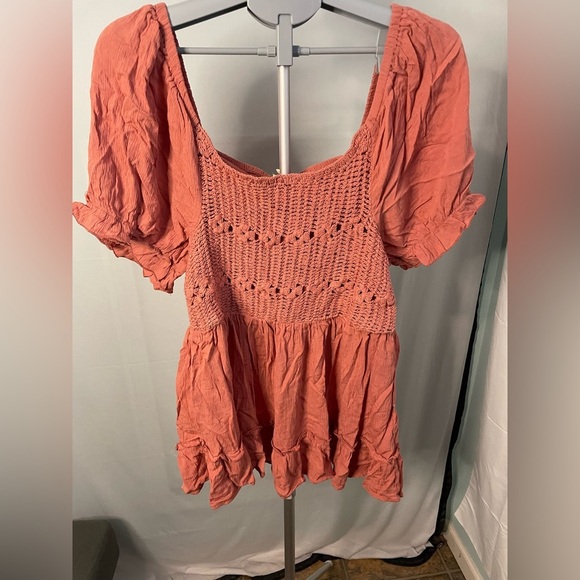 Women's Coral Top size 2X - Picture 2 of 7